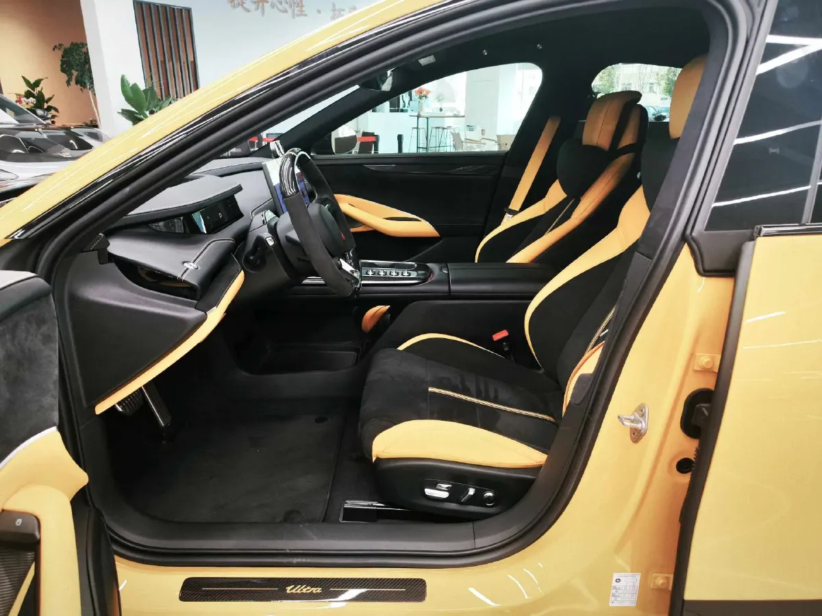 2025 MI SU7 Ultra BEV 93.7KWH,autocango,china used car exporter,china ev exporter,chinese used car exporter,chinese used ev exporter