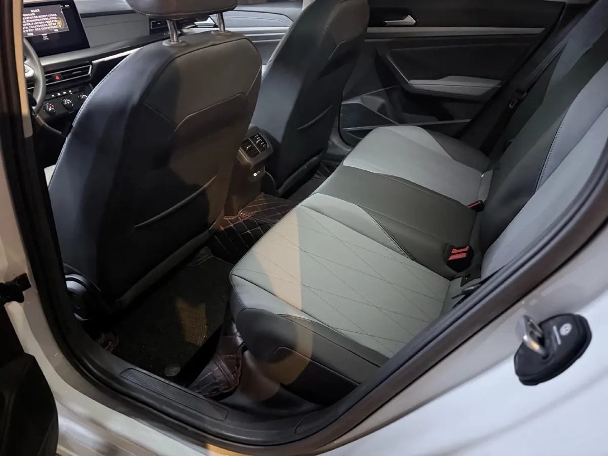 2024 Volkswagen Lavida 1.5L 110HP L4 6AT,autocango,china used car exporter,china ev exporter,chinese used car exporter,chinese used ev exporter