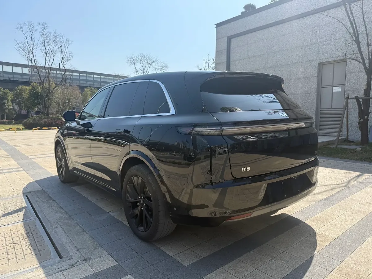 2024 Li L7 Range Extended 154HP REEV 42.8KWH,autocango,china used car exporter,china ev exporter,chinese used car exporter,chinese used ev exporter