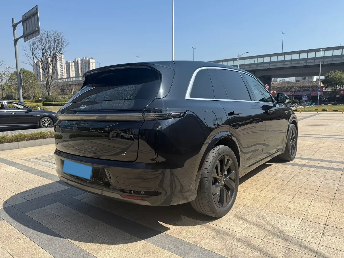 2024 Li L7 Range Extended 154HP REEV 42.8KWH,autocango,china used car exporter,china ev exporter,chinese used car exporter,chinese used ev exporter