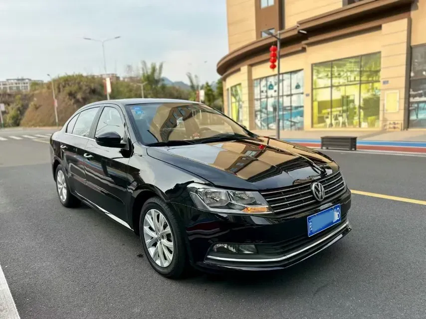 2017 Volkswagen Lavida 1.4T 131HP L4 7DCT,autocango,china used car exporter,china ev exporter,chinese used car exporter,chinese used ev exporter