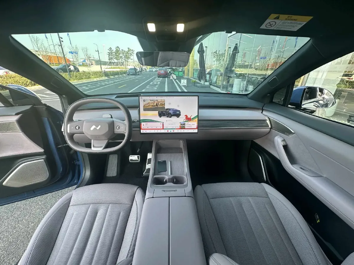 2024 ONVO L60 BEV 60KWH,autocango,china used car exporter,china ev exporter,chinese used car exporter,chinese used ev exporter