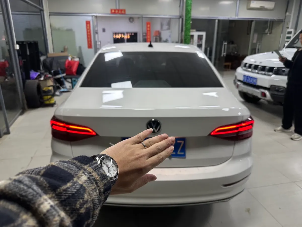 2021 Volkswagen Lavida 1.5L 113HP L4 6AT,autocango,china used car exporter,china ev exporter,chinese used car exporter,chinese used ev exporter