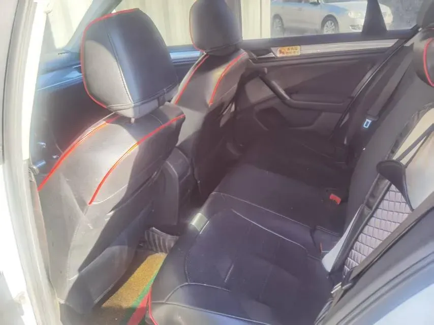 2019 Bestune T77 1.2T 143HP L4 7DCT,autocango,china used car exporter,china ev exporter,chinese used car exporter,chinese used ev exporter