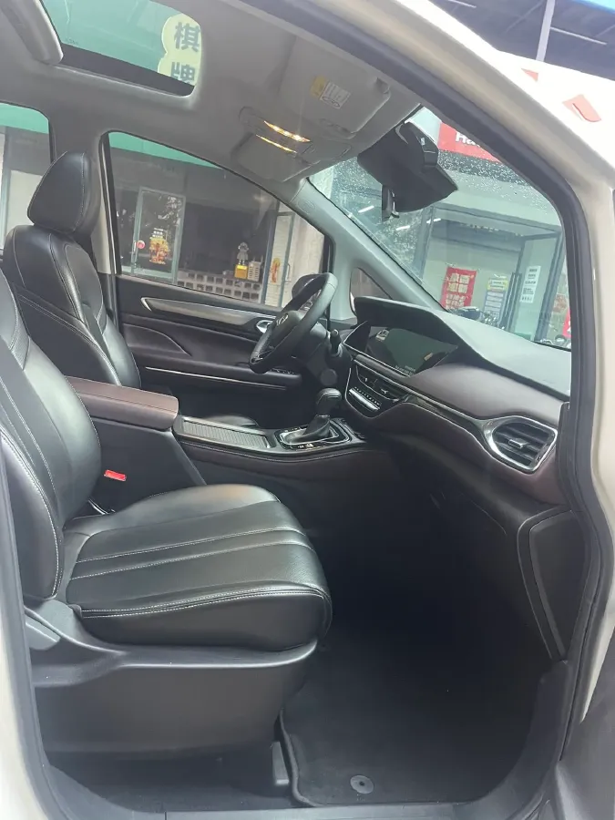 2021 GAC Trumpchi M6 1.5T 169HP L4 7DCT,autocango,china used car exporter,china ev exporter,chinese used car exporter,chinese used ev exporter