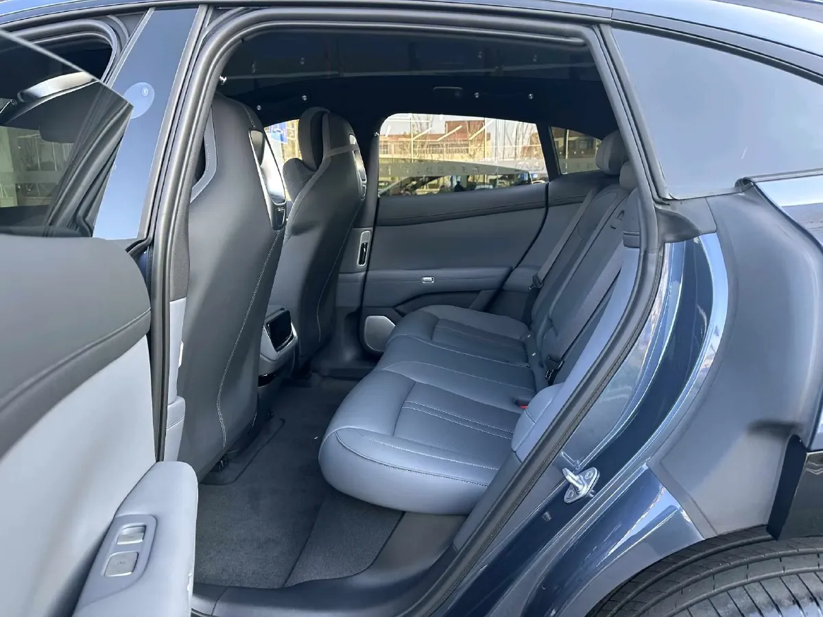 2025 MI YU7 BEV,autocango,china used car exporter,china ev exporter,chinese used car exporter,chinese used ev exporter