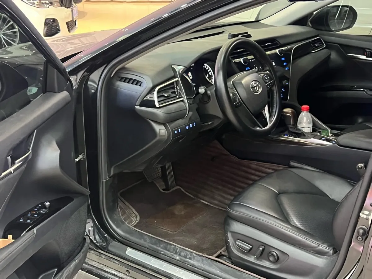 2019 Toyota Camry 2.0L 178HP L4 CVT,autocango,china used car exporter,china ev exporter,chinese used car exporter,chinese used ev exporter
