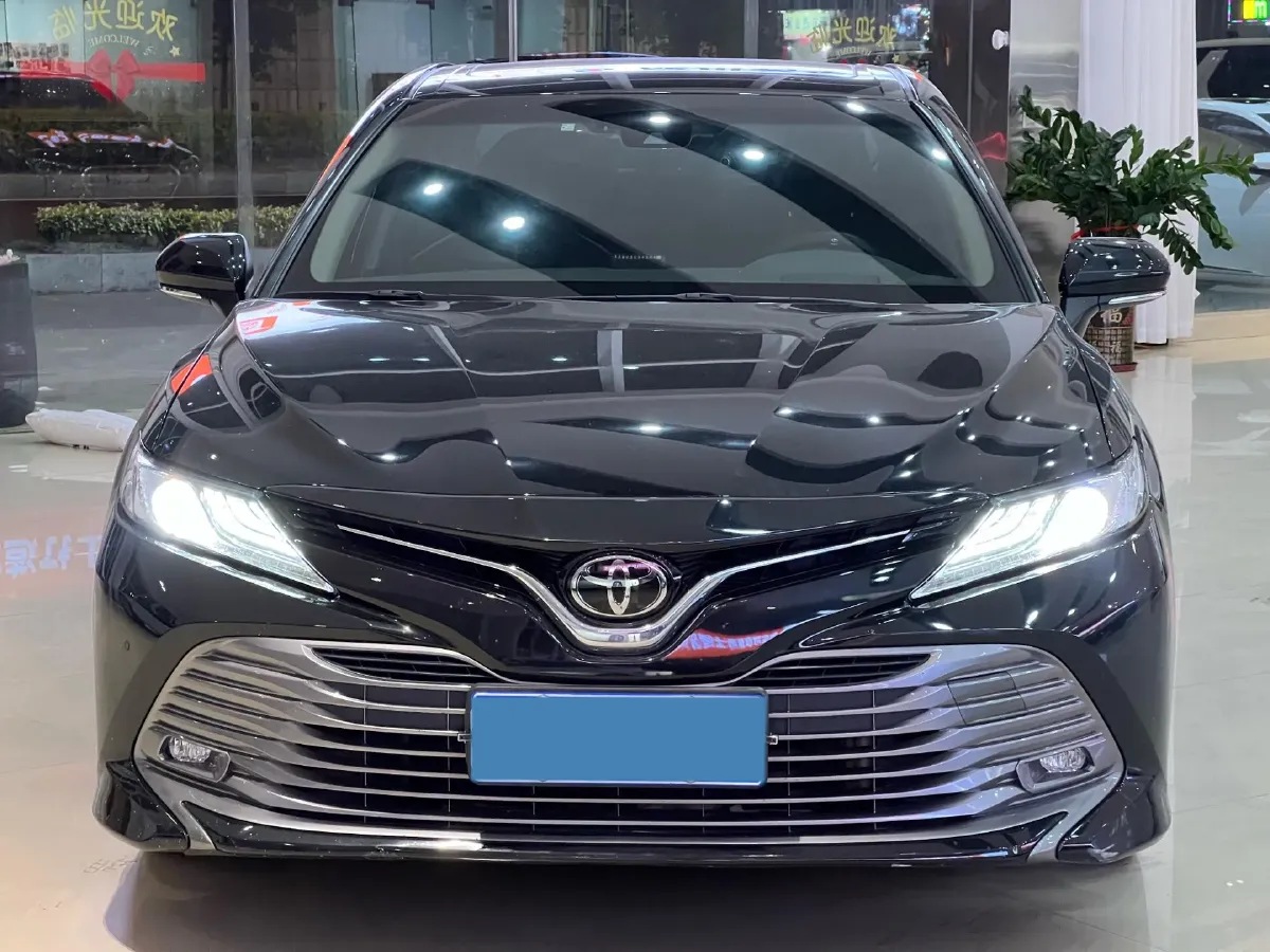 2019 Toyota Camry 2.0L 178HP L4 CVT,autocango,china used car exporter,china ev exporter,chinese used car exporter,chinese used ev exporter