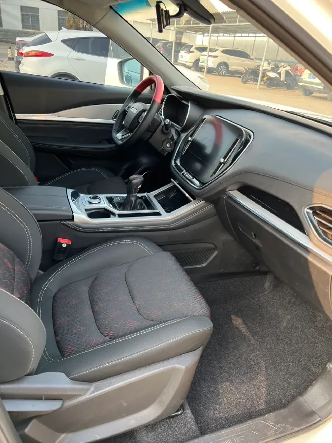 2021 Jetour X70 1.5T 156HP L4 6MT,autocango,china used car exporter,china ev exporter,chinese used car exporter,chinese used ev exporter