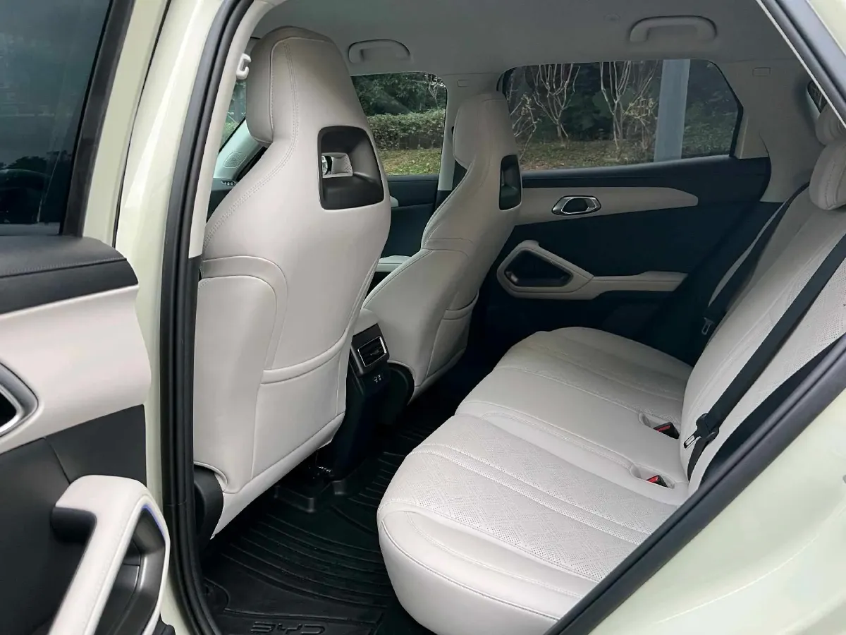 2024 BYD YuanUP BEV 45.12KWH,autocango,china used car exporter,china ev exporter,chinese used car exporter,chinese used ev exporter