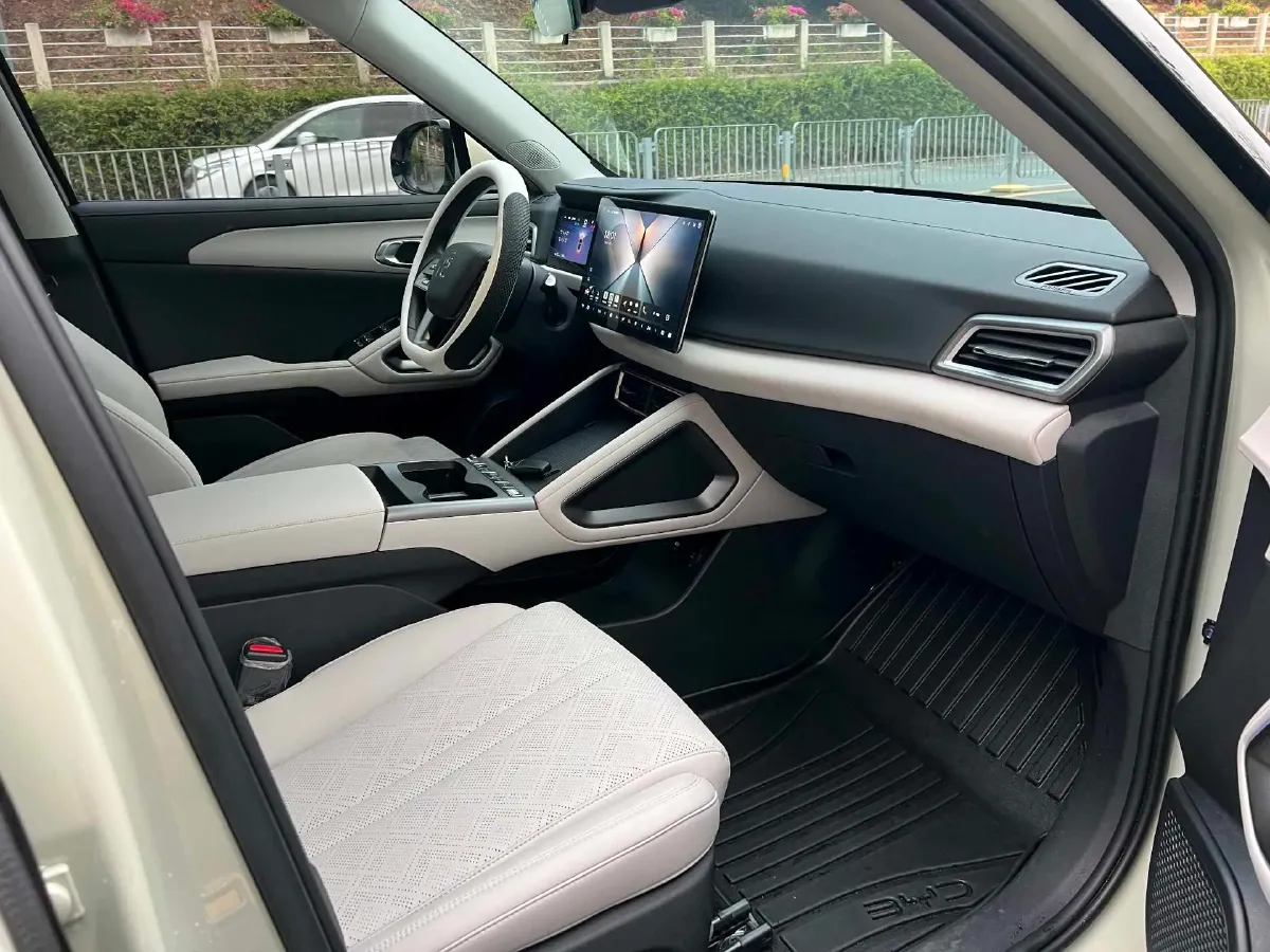 2024 BYD YuanUP BEV 45.12KWH,autocango,china used car exporter,china ev exporter,chinese used car exporter,chinese used ev exporter