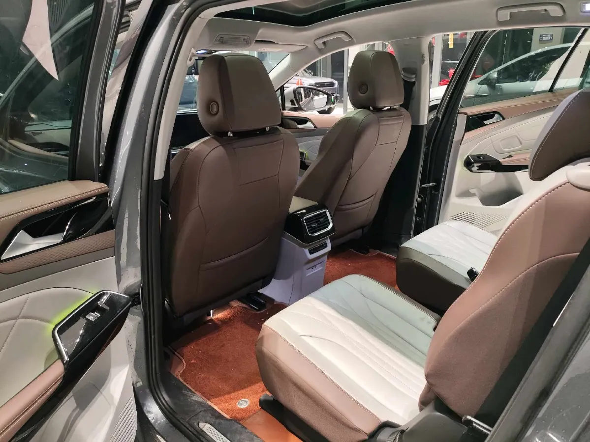 2023 Volkswagen ID.6 X BEV 83.4KWH,autocango,china used car exporter,china ev exporter,chinese used car exporter,chinese used ev exporter