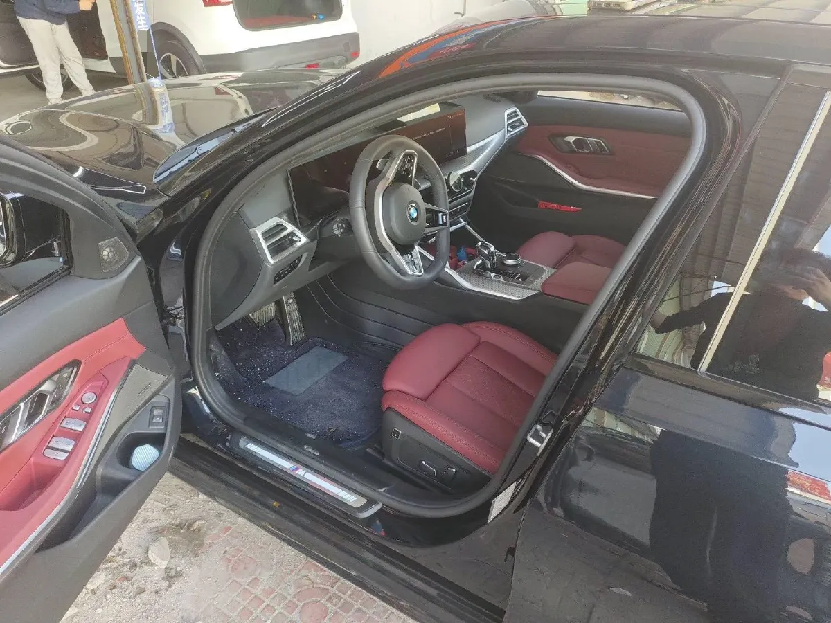 2025 BMW 3 Series 2.0T 245HP L4 8AT,autocango,china used car exporter,china ev exporter,chinese used car exporter,chinese used ev exporter