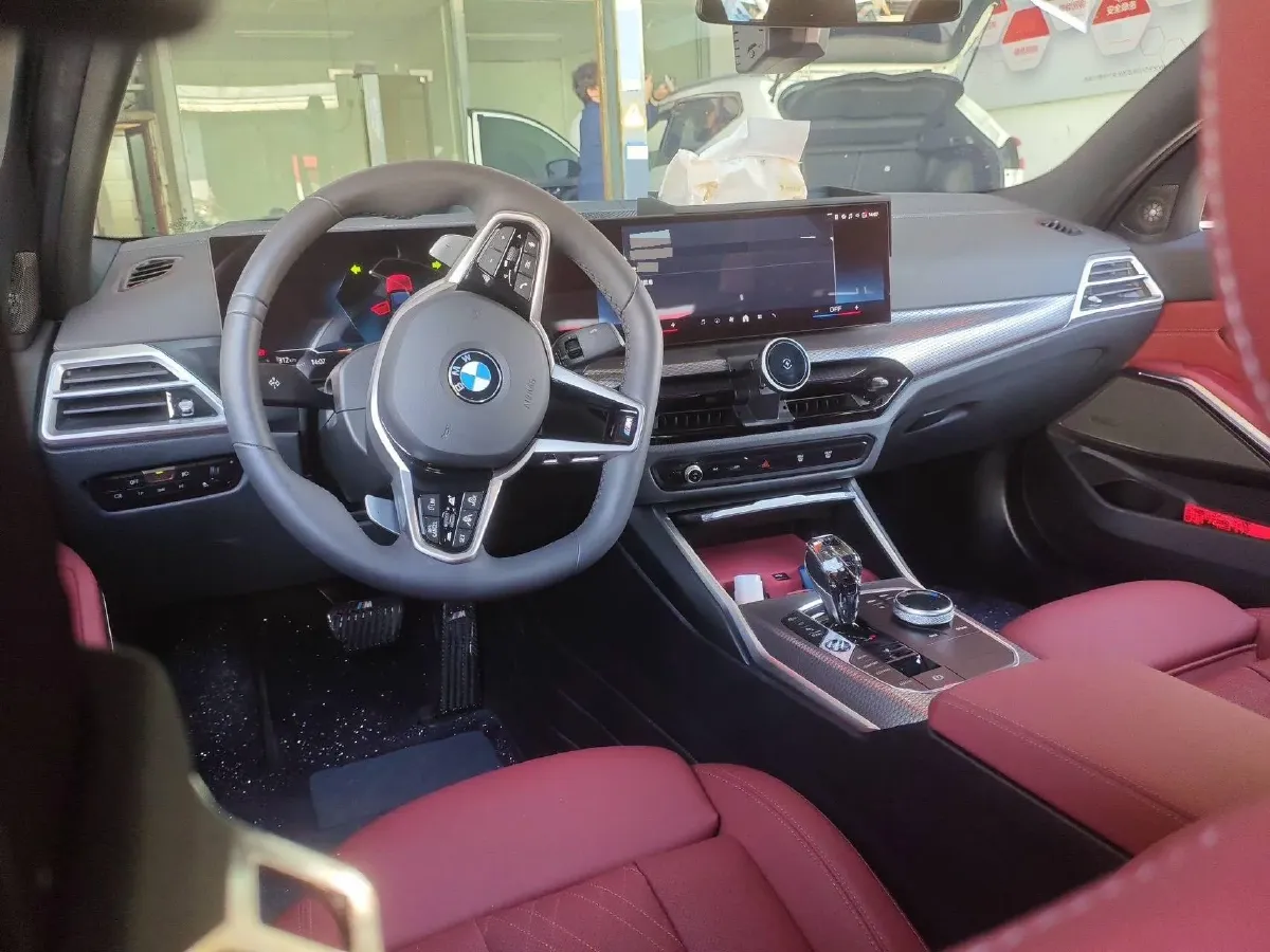 2025 BMW 3 Series 2.0T 245HP L4 8AT,autocango,china used car exporter,china ev exporter,chinese used car exporter,chinese used ev exporter