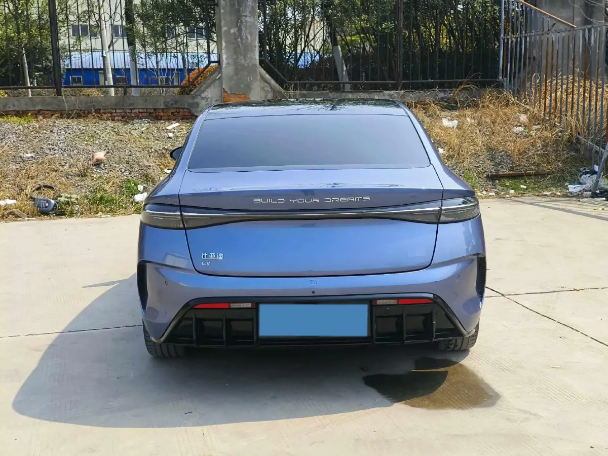 2022 AITO AITO M5 Range Extended 125HP REEV 40KWH,autocango,china used car exporter,china ev exporter,chinese used car exporter,chinese used ev exporter