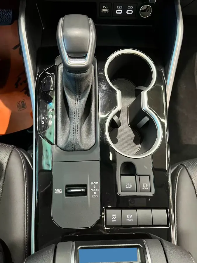 2024 Toyota Highlander 2.5L 189HP L4 E-CVT Hybrid,autocango,china used car exporter,china ev exporter,chinese used car exporter,chinese used ev exporter