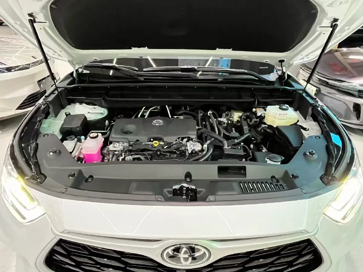 2024 Toyota Highlander 2.5L 189HP L4 E-CVT Hybrid,autocango,china used car exporter,china ev exporter,chinese used car exporter,chinese used ev exporter