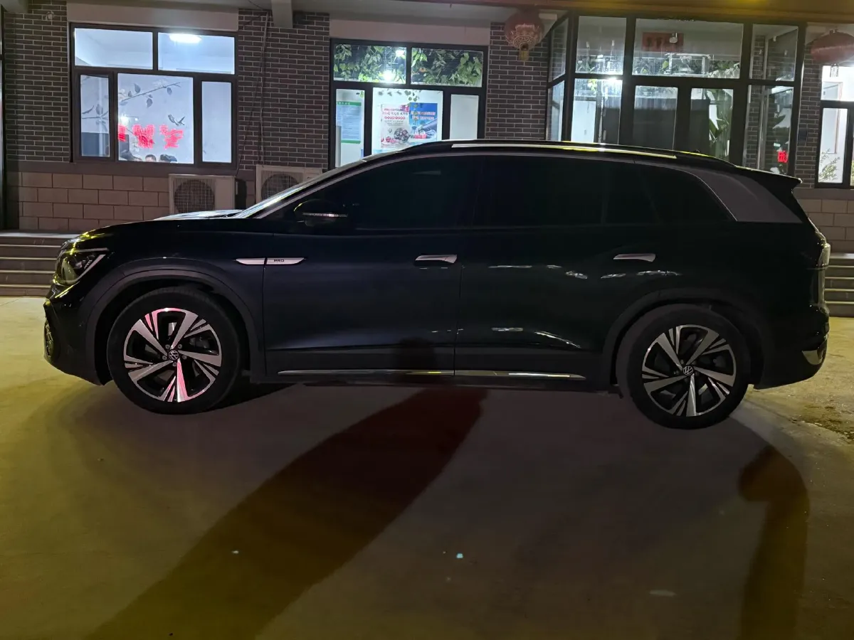 2022 Volkswagen ID.6 Crozz BEV 84.8KWH,autocango,china used car exporter,china ev exporter,chinese used car exporter,chinese used ev exporter