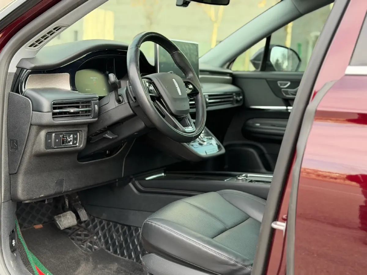 2022 Lincoln Corsair 2.0T 245HP L4 8AT,autocango,china used car exporter,china ev exporter,chinese used car exporter,chinese used ev exporter