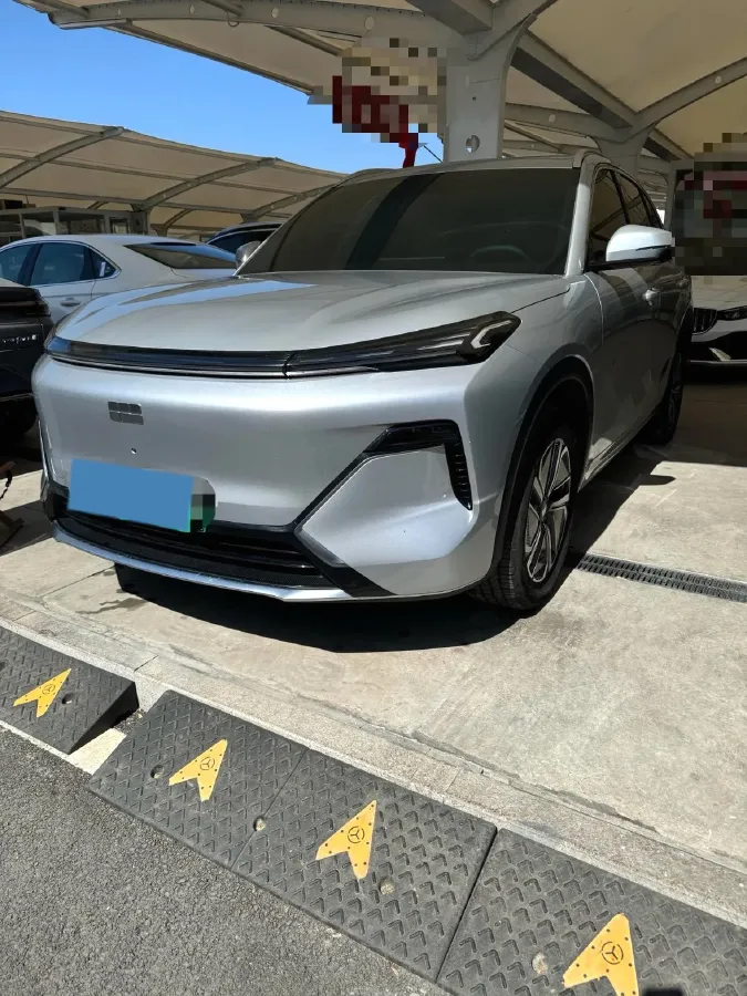 2025 LanDian E5 PLUS 1.5L 95HP L4 E-CVT PHEV 25KWH,autocango,china used car exporter,china ev exporter,chinese used car exporter,chinese used ev exporter