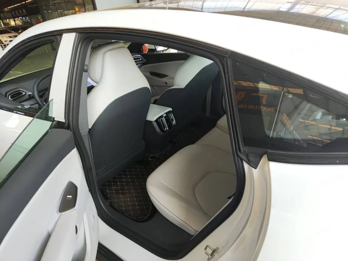 2025 ARCFOX αS5 BEV,autocango,china used car exporter,china ev exporter,chinese used car exporter,chinese used ev exporter