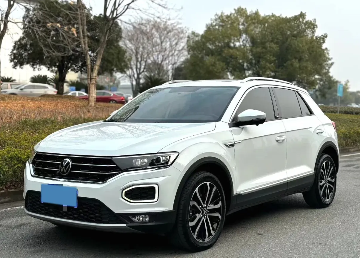 2021 Volkswagen T-Roc 1.4T 150HP L4 7DCT,autocango,china used car exporter,china ev exporter,chinese used car exporter,chinese used ev exporter