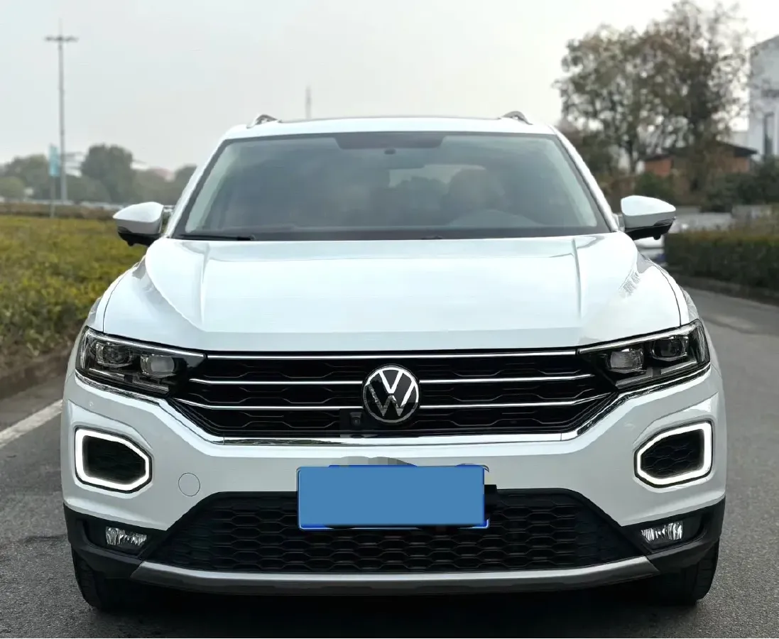 2021 Volkswagen T-Roc 1.4T 150HP L4 7DCT,autocango,china used car exporter,china ev exporter,chinese used car exporter,chinese used ev exporter