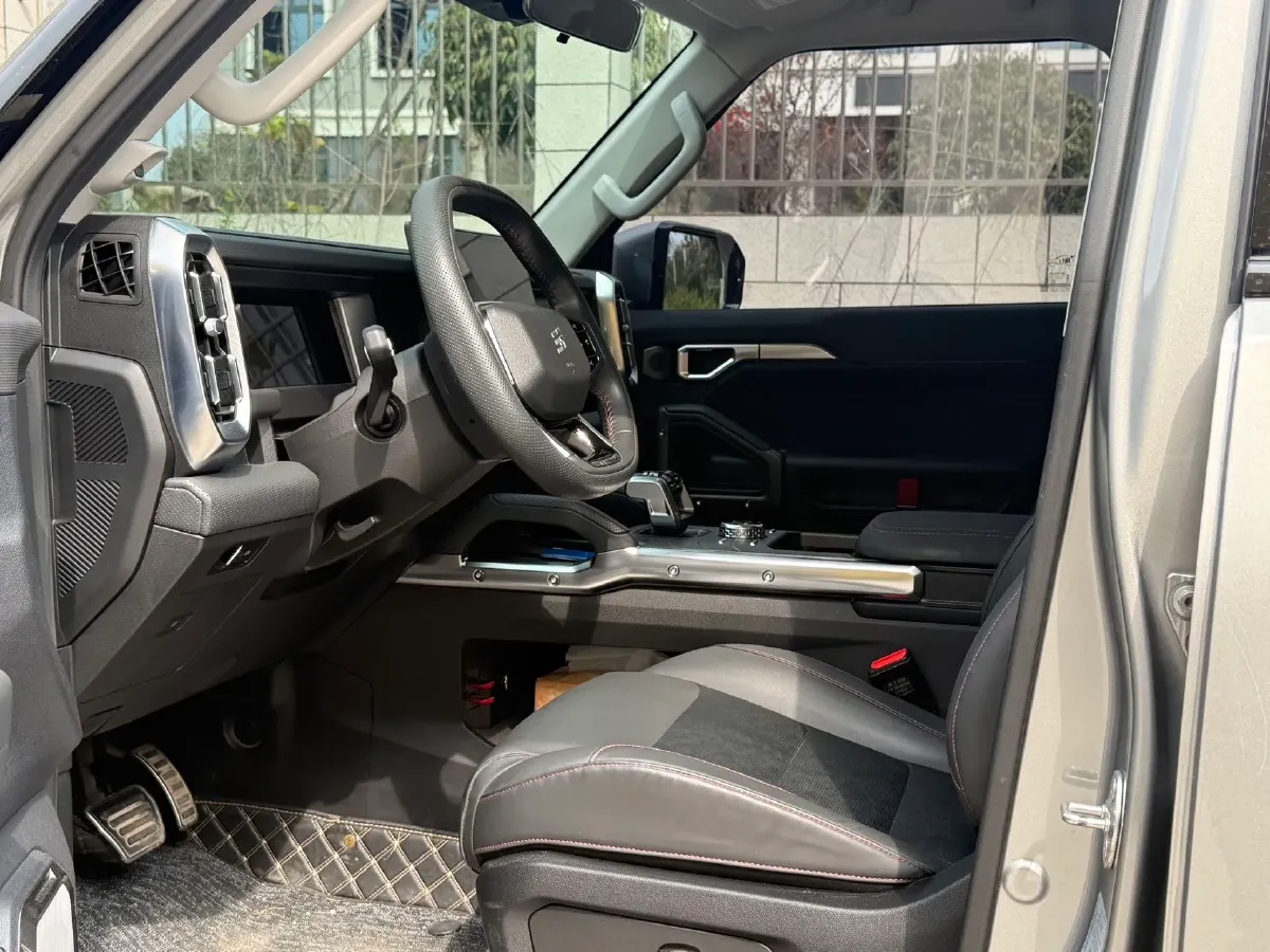 2024 Jetour ShanHai TravellerC-DM 1.5T 156HP L4 3DHT PHEV 26.7KWH,autocango,china used car exporter,china ev exporter,chinese used car exporter,chinese used ev exporter