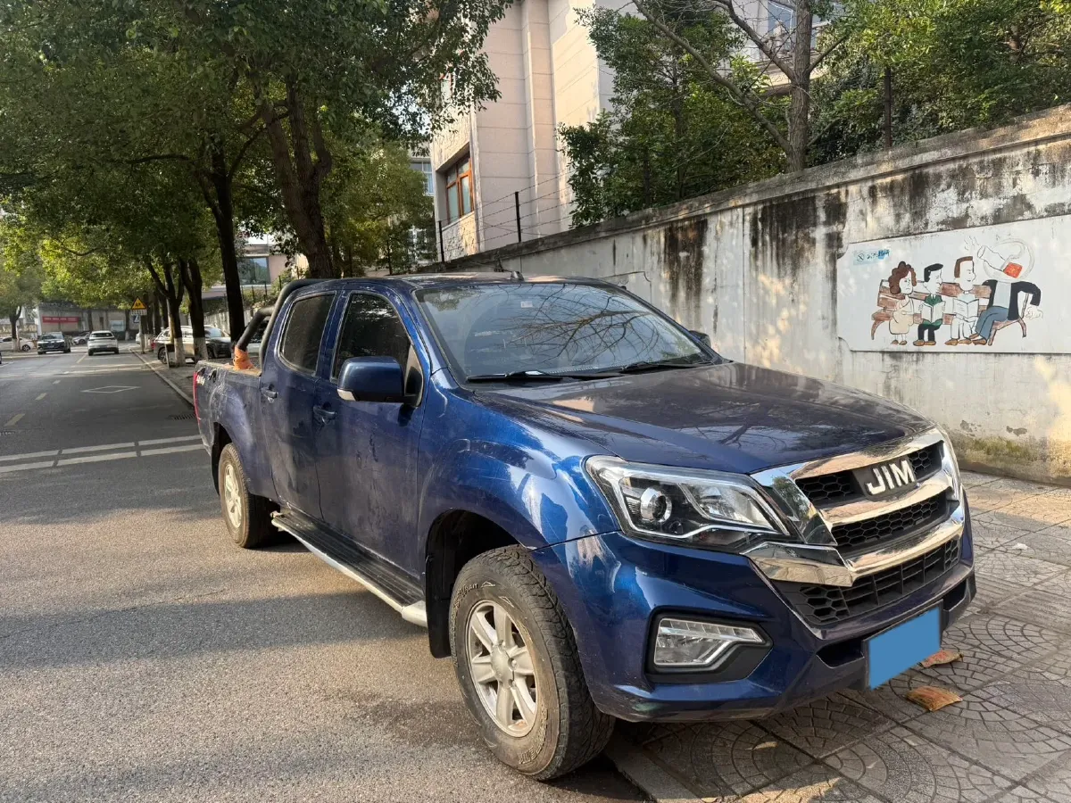 2022 Isuzu RE-MAX Jim 2.8T 120HP L4 5MT,autocango,china used car exporter,china ev exporter,chinese used car exporter,chinese used ev exporter