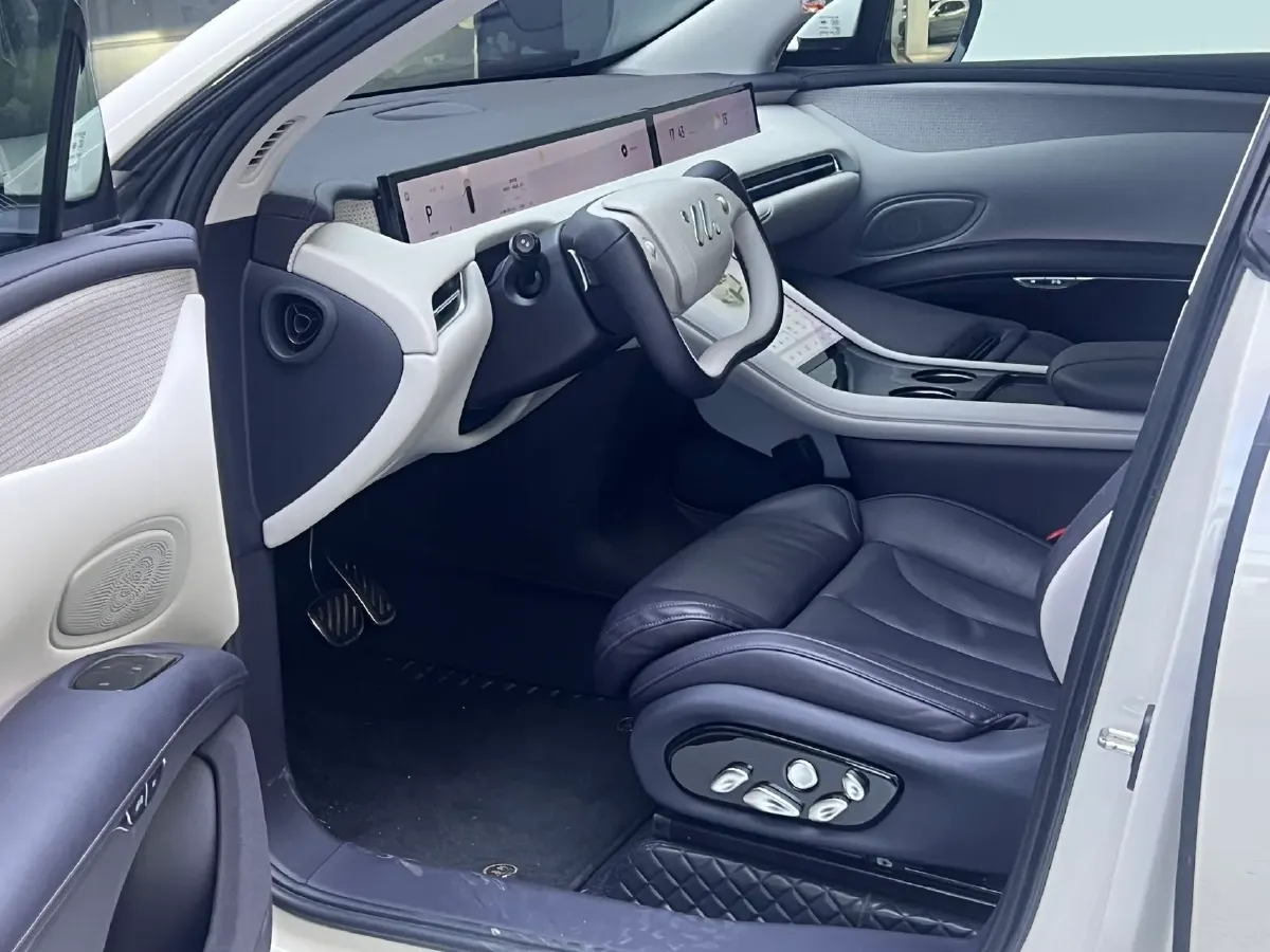 2023 IM LS7 BEV 90KWH,autocango,china used car exporter,china ev exporter,chinese used car exporter,chinese used ev exporter