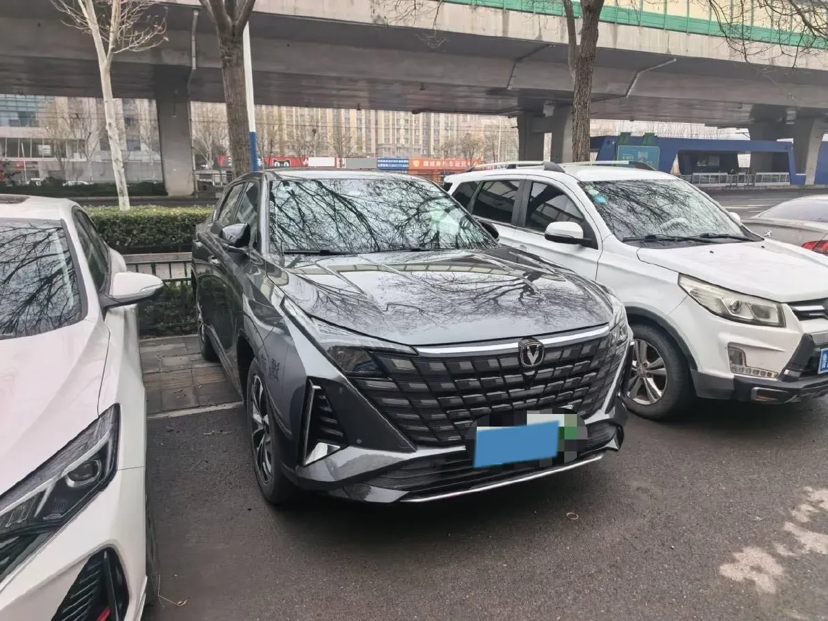 2024 ChangAn UNI-Z 1.5L 98HP L4 E-CVT PHEV 18.4KWH,autocango,china used car exporter,china ev exporter,chinese used car exporter,chinese used ev exporter