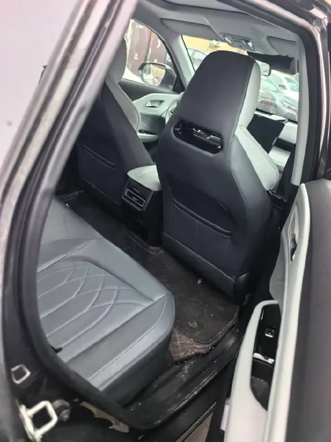 2024 ChangAn UNI-Z 1.5L 98HP L4 E-CVT PHEV 18.4KWH,autocango,china used car exporter,china ev exporter,chinese used car exporter,chinese used ev exporter