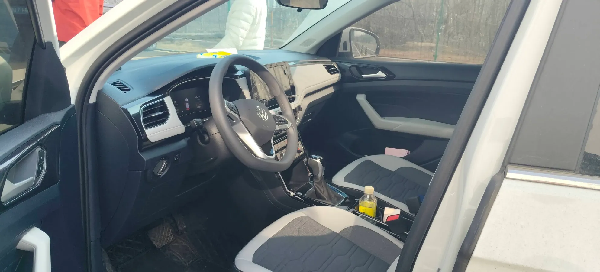 2025 Volkswagen Tharu 1.5L 110HP L4 6AT,autocango,china used car exporter,china ev exporter,chinese used car exporter,chinese used ev exporter