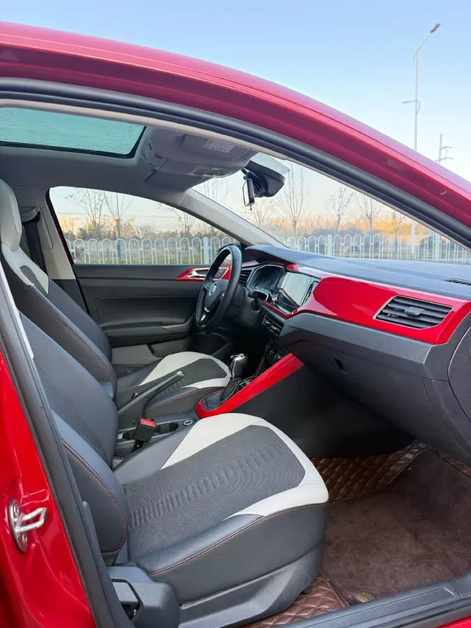 2021 DongFeng Aeolus AX7 1.6T 170HP L4 6AT,autocango,china used car exporter,china ev exporter,chinese used car exporter,chinese used ev exporter