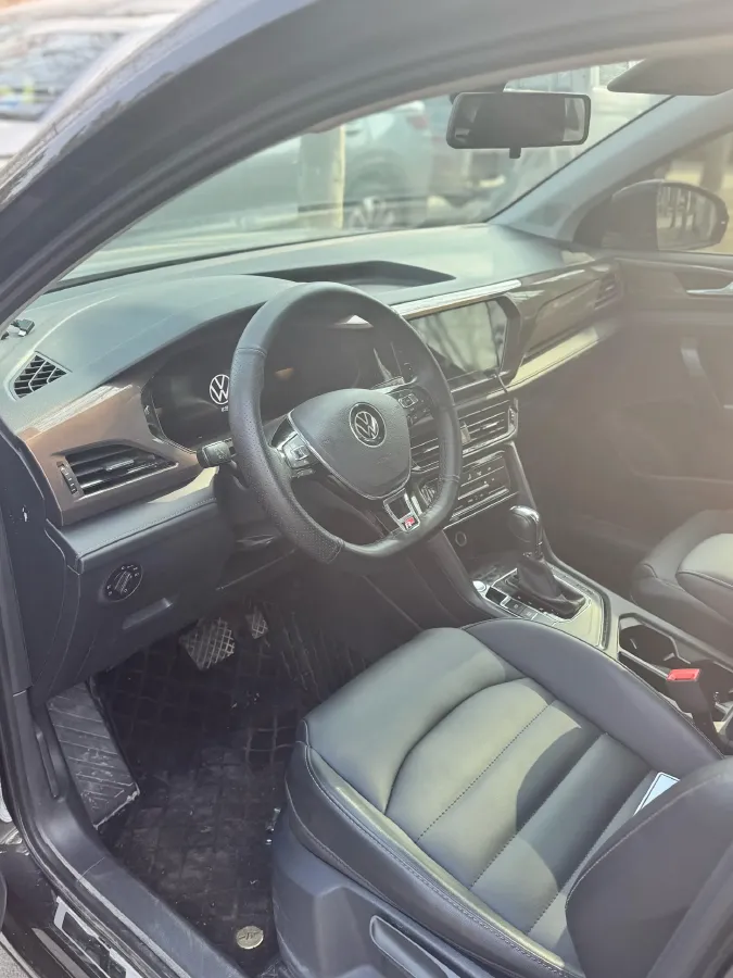 2022 Ford Transit 2.0T 202HP L4 6AT,autocango,china used car exporter,china ev exporter,chinese used car exporter,chinese used ev exporter