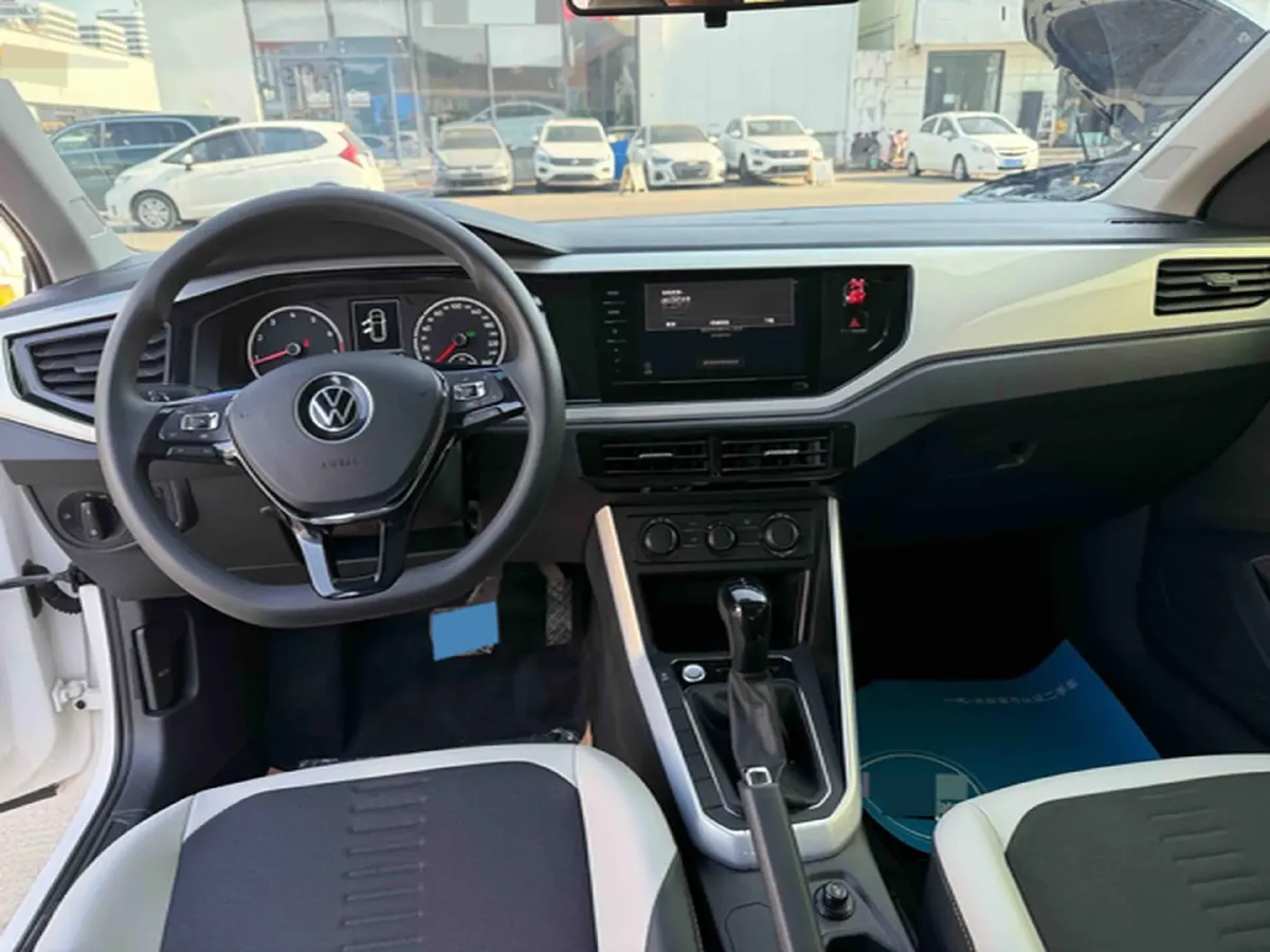 2021 Haval H6 1.5T 169HP L4 7DCT,autocango,china used car exporter,china ev exporter,chinese used car exporter,chinese used ev exporter