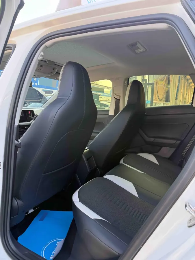 2021 Haval H6 1.5T 169HP L4 7DCT,autocango,china used car exporter,china ev exporter,chinese used car exporter,chinese used ev exporter