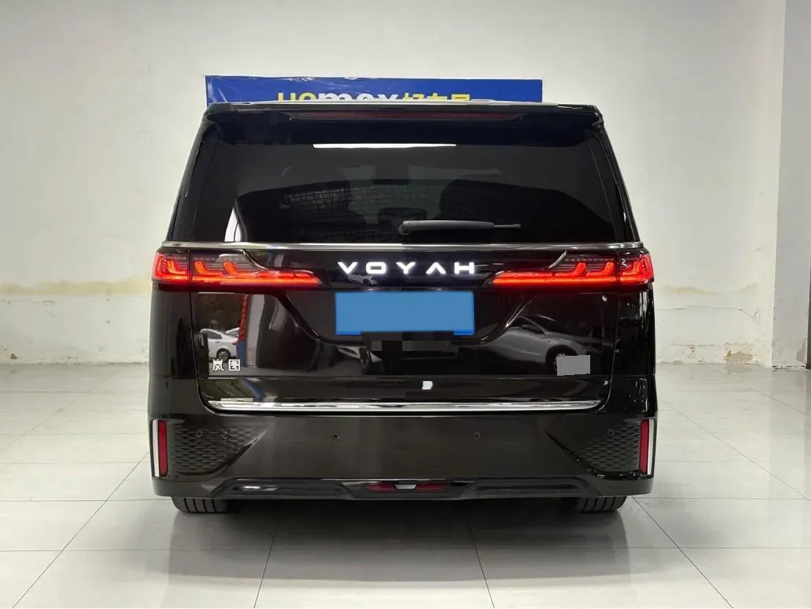 2025 Voyah Dream BEV 108.7KWH,autocango,china used car exporter,china ev exporter,chinese used car exporter,chinese used ev exporter