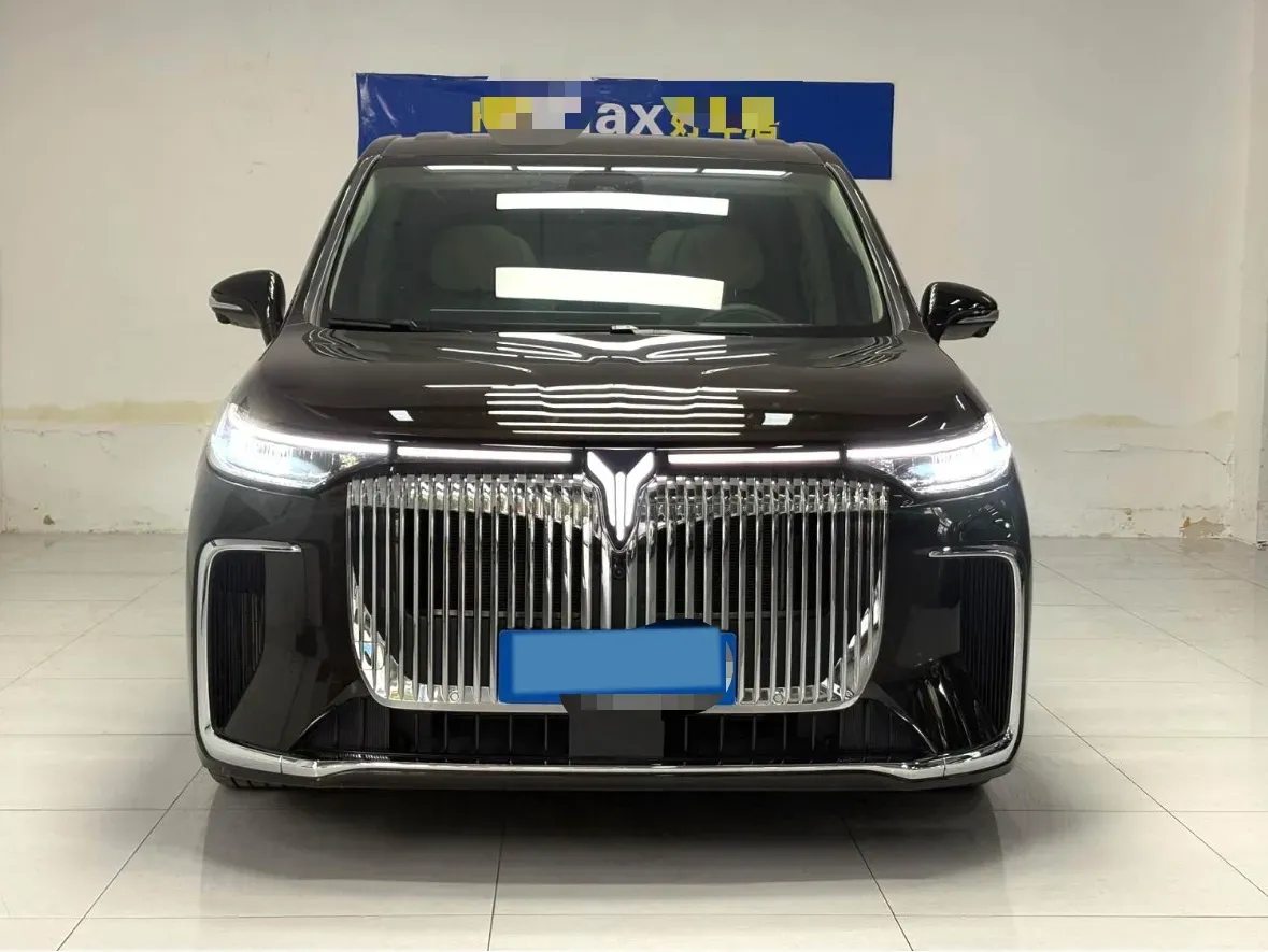 2025 Voyah Dream BEV 108.7KWH,autocango,china used car exporter,china ev exporter,chinese used car exporter,chinese used ev exporter