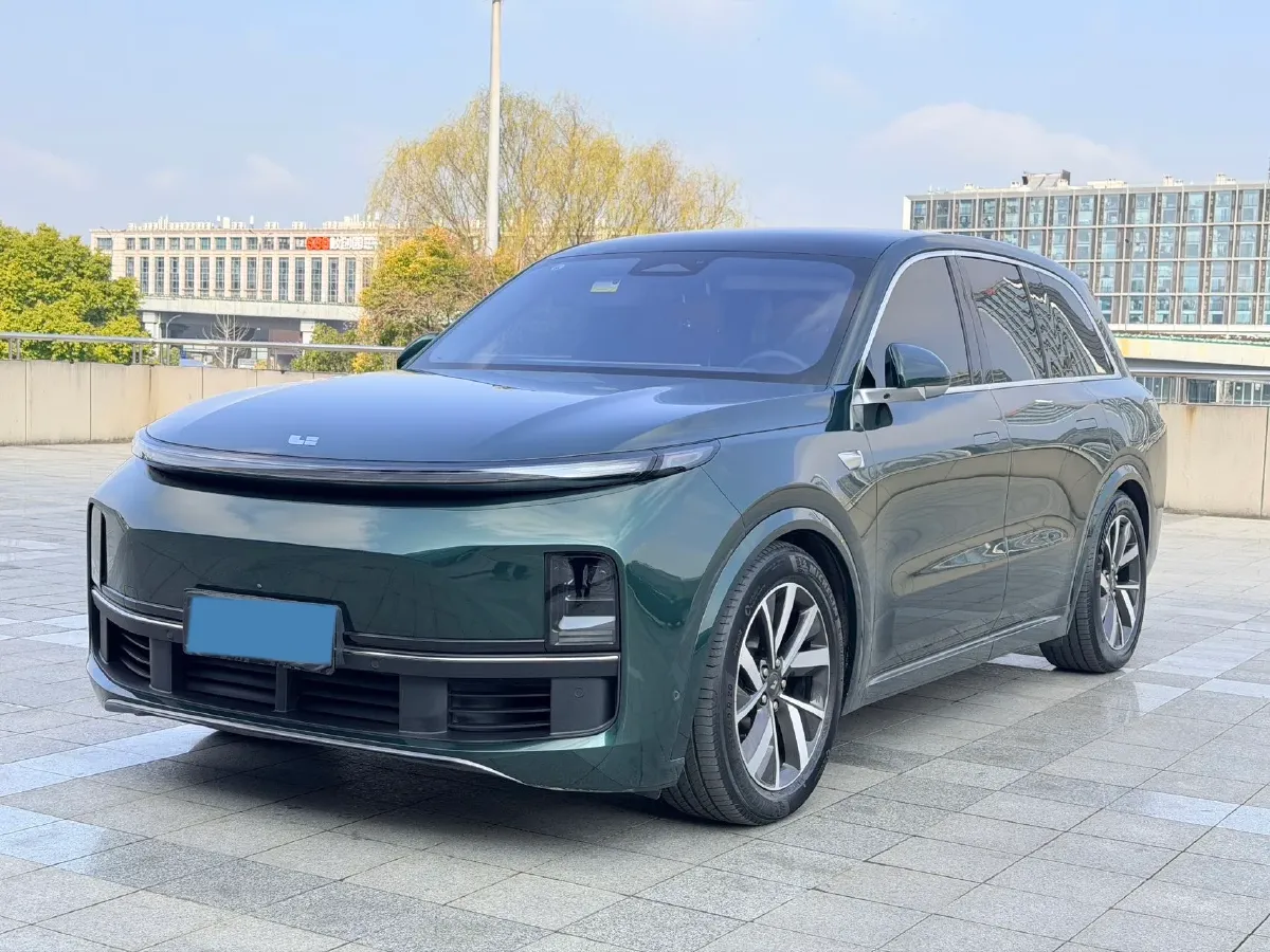 2023 Li L8 Range Extended 154HP REEV 40.9KWH,autocango,china used car exporter,china ev exporter,chinese used car exporter,chinese used ev exporter
