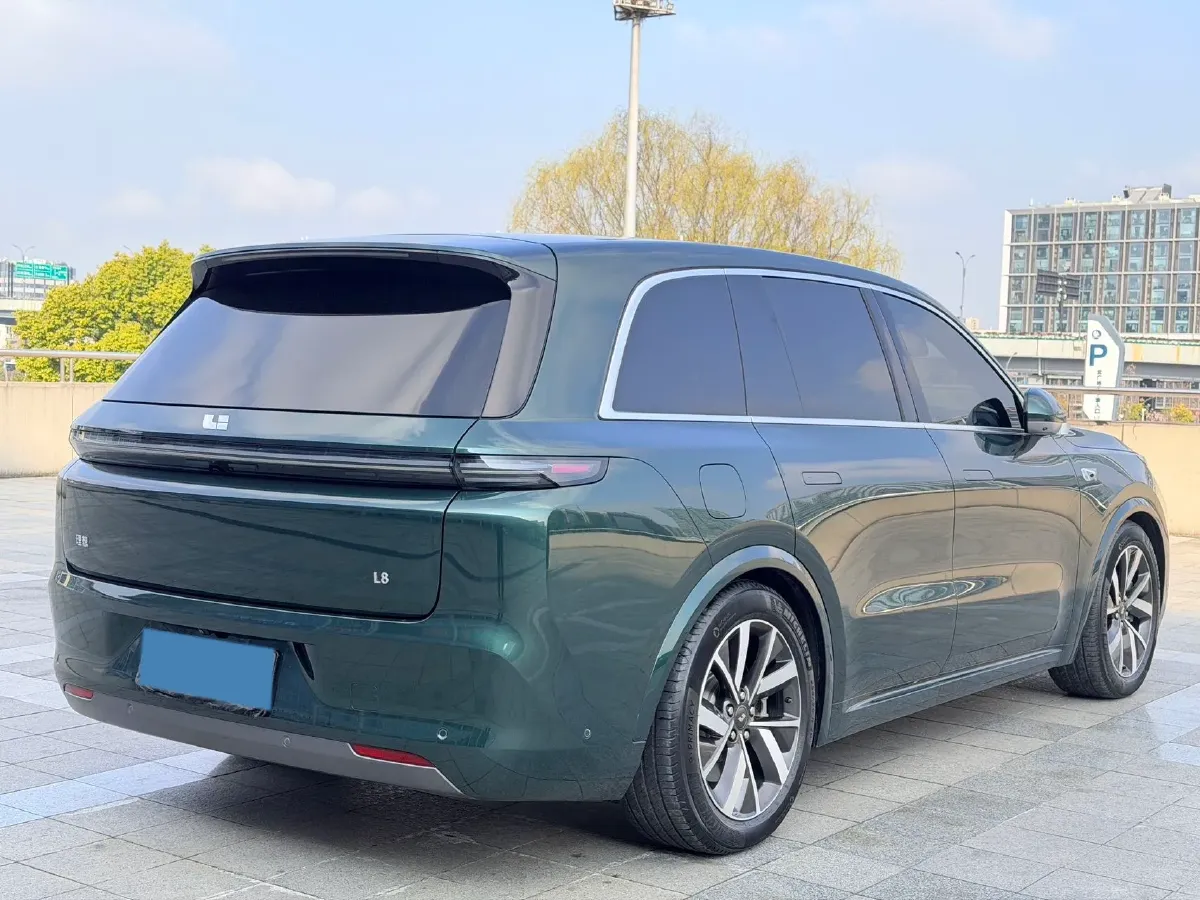 2023 Li L8 Range Extended 154HP REEV 40.9KWH,autocango,china used car exporter,china ev exporter,chinese used car exporter,chinese used ev exporter