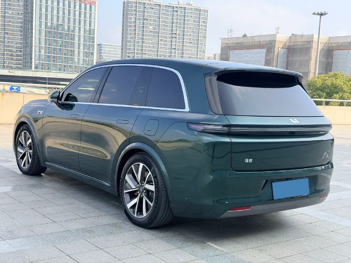 2023 Li L8 Range Extended 154HP REEV 40.9KWH,autocango,china used car exporter,china ev exporter,chinese used car exporter,chinese used ev exporter