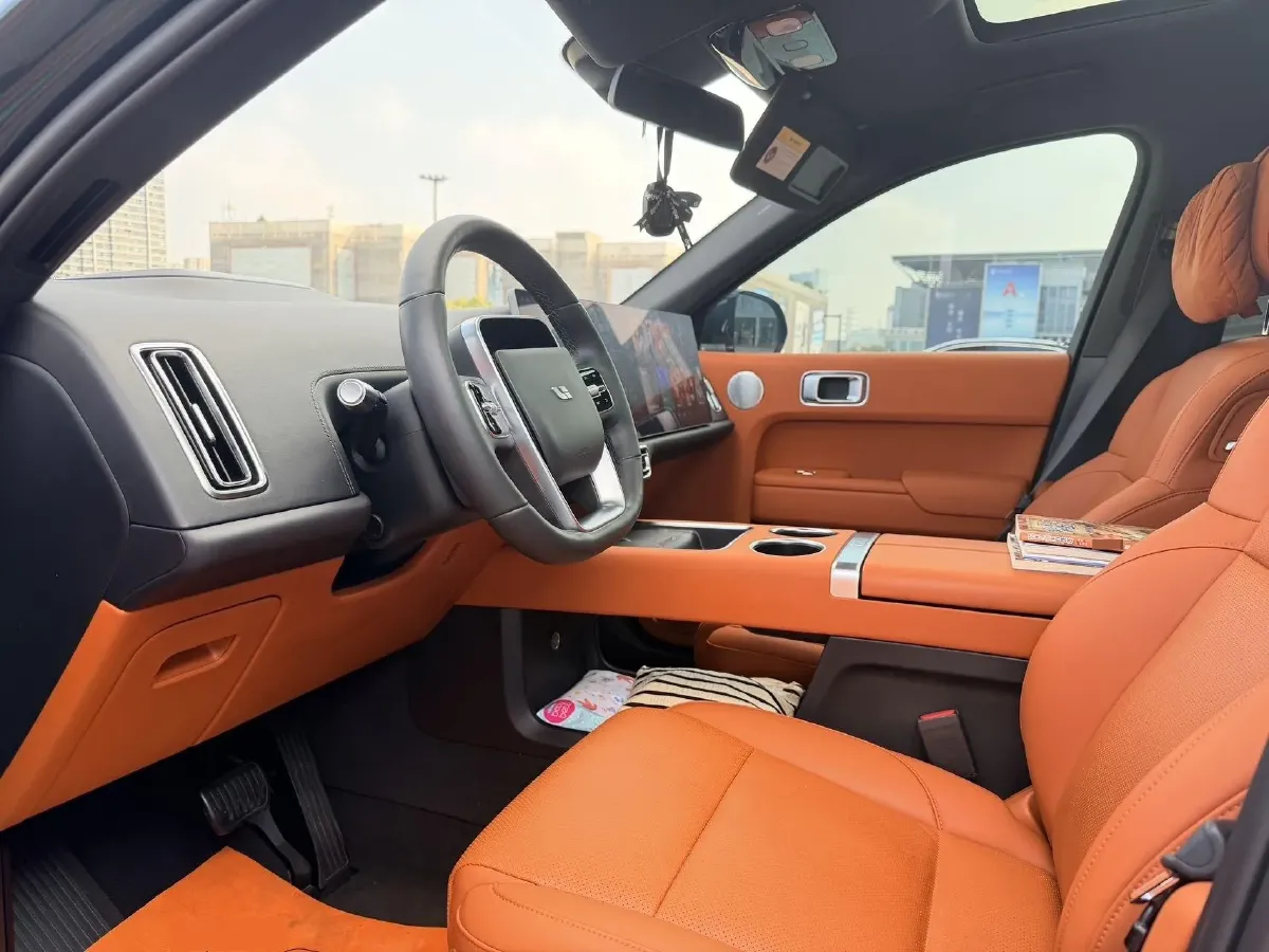 2023 Li L8 Range Extended 154HP REEV 40.9KWH,autocango,china used car exporter,china ev exporter,chinese used car exporter,chinese used ev exporter