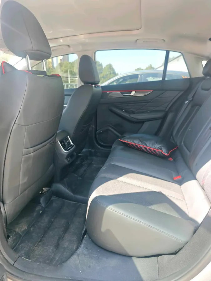 2021 DongFeng Aeolus YiXuan MAX 1.5T 190HP L4 7DCT,autocango,china used car exporter,china ev exporter,chinese used car exporter,chinese used ev exporter