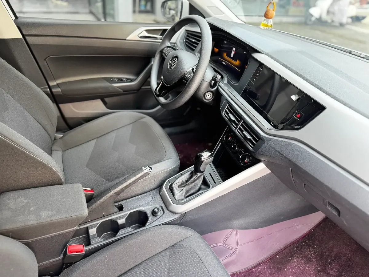 2023 Volkswagen Polo 1.5L 110HP L4 6AT,autocango,china used car exporter,china ev exporter,chinese used car exporter,chinese used ev exporter