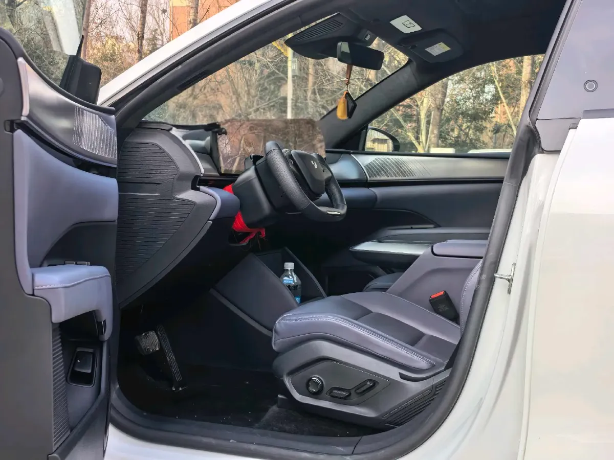 2025 JiYue 01 BEV 100KWH,autocango,china used car exporter,china ev exporter,chinese used car exporter,chinese used ev exporter