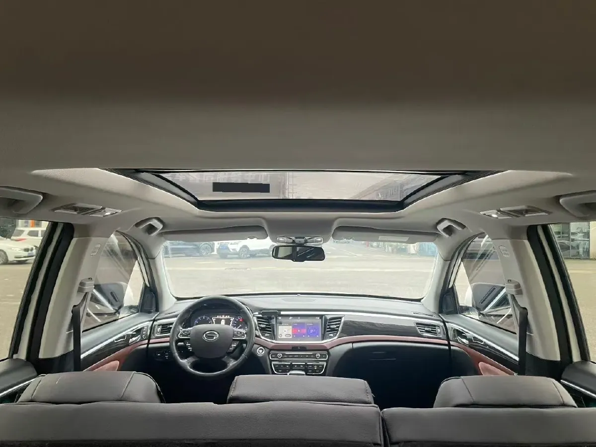 2017 GAC Trumpchi GS8 2.0T 201HP L4 6AT,autocango,china used car exporter,china ev exporter,chinese used car exporter,chinese used ev exporter