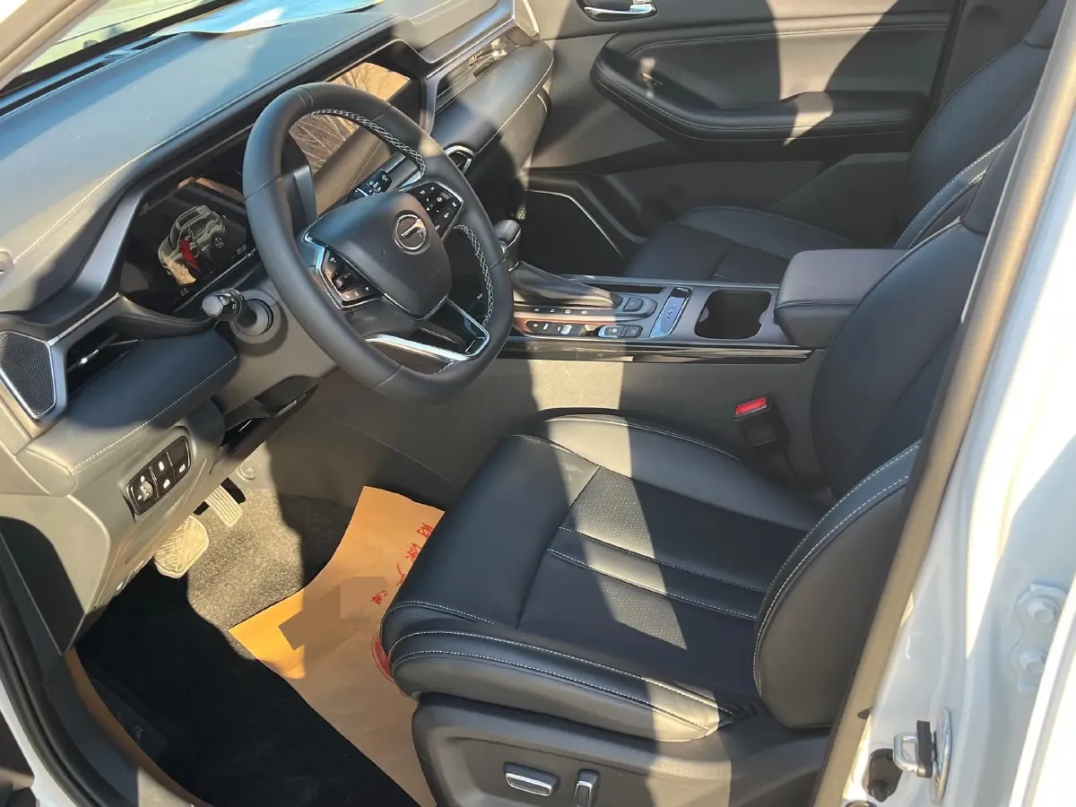 2022 GAC Trumpchi GS4 1.5T 169HP L4 6AT,autocango,china used car exporter,china ev exporter,chinese used car exporter,chinese used ev exporter