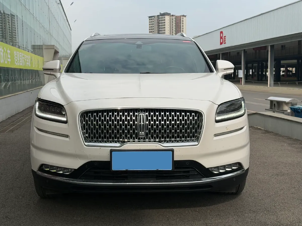 2021 Lincoln Nautilus 2.0T 245HP L4 8AT,autocango,china used car exporter,china ev exporter,chinese used car exporter,chinese used ev exporter