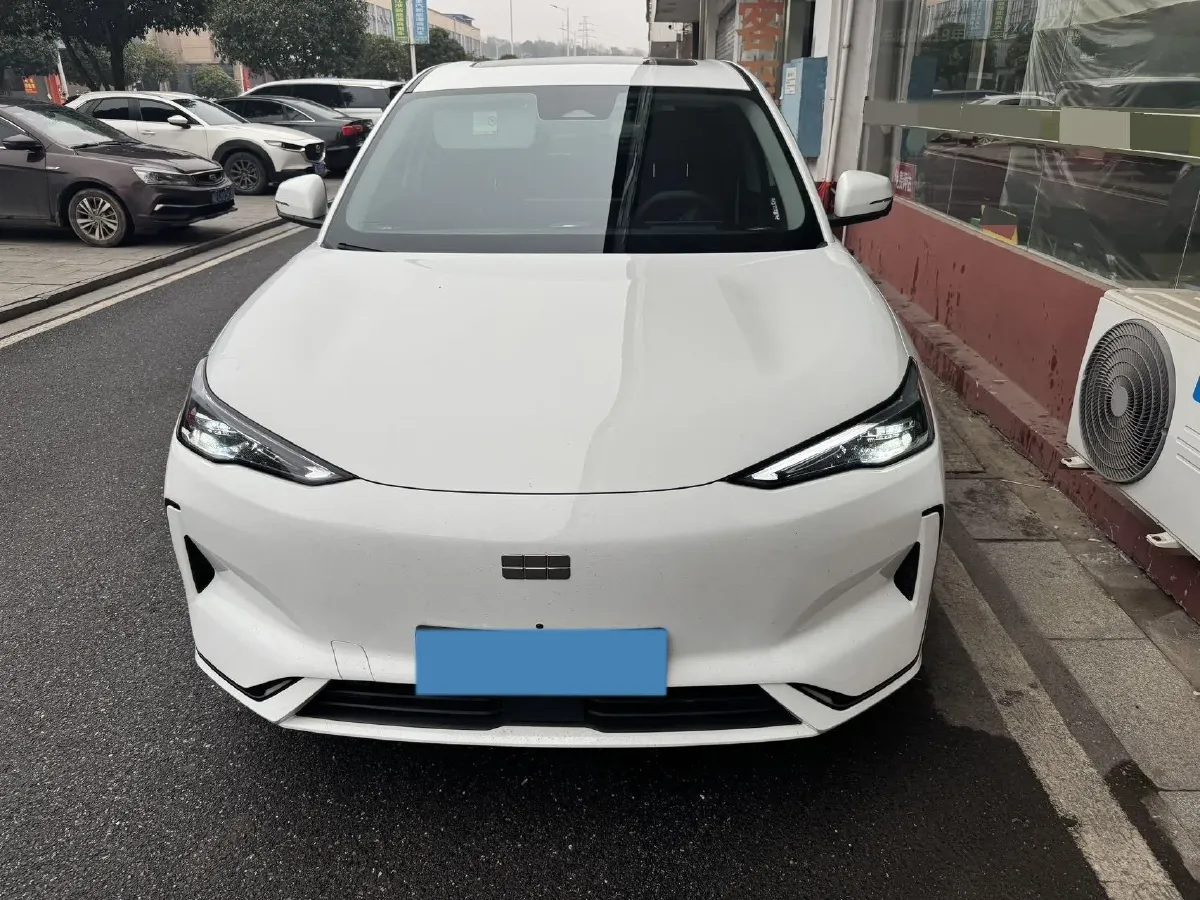 2024 Geely Emgrand L HiP 1.5T 181HP L4 3DHT PHEV 15.5KWH,autocango,china used car exporter,china ev exporter,chinese used car exporter,chinese used ev exporter